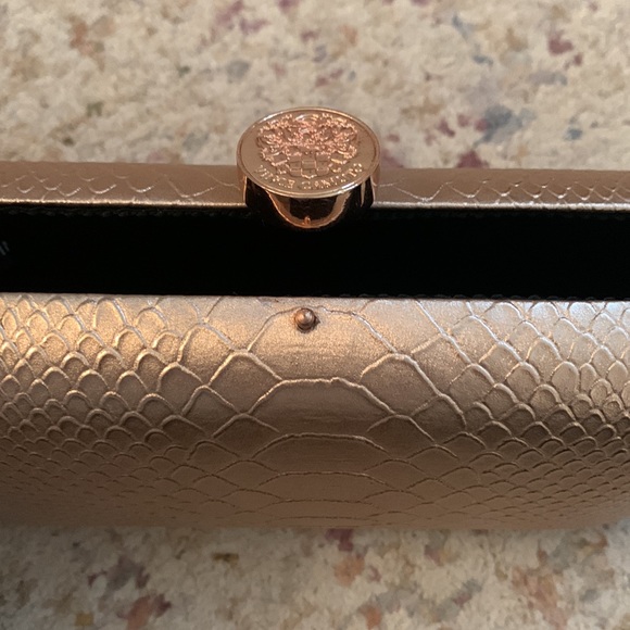 Vince Camuto Clutch - Picture 6 of 8